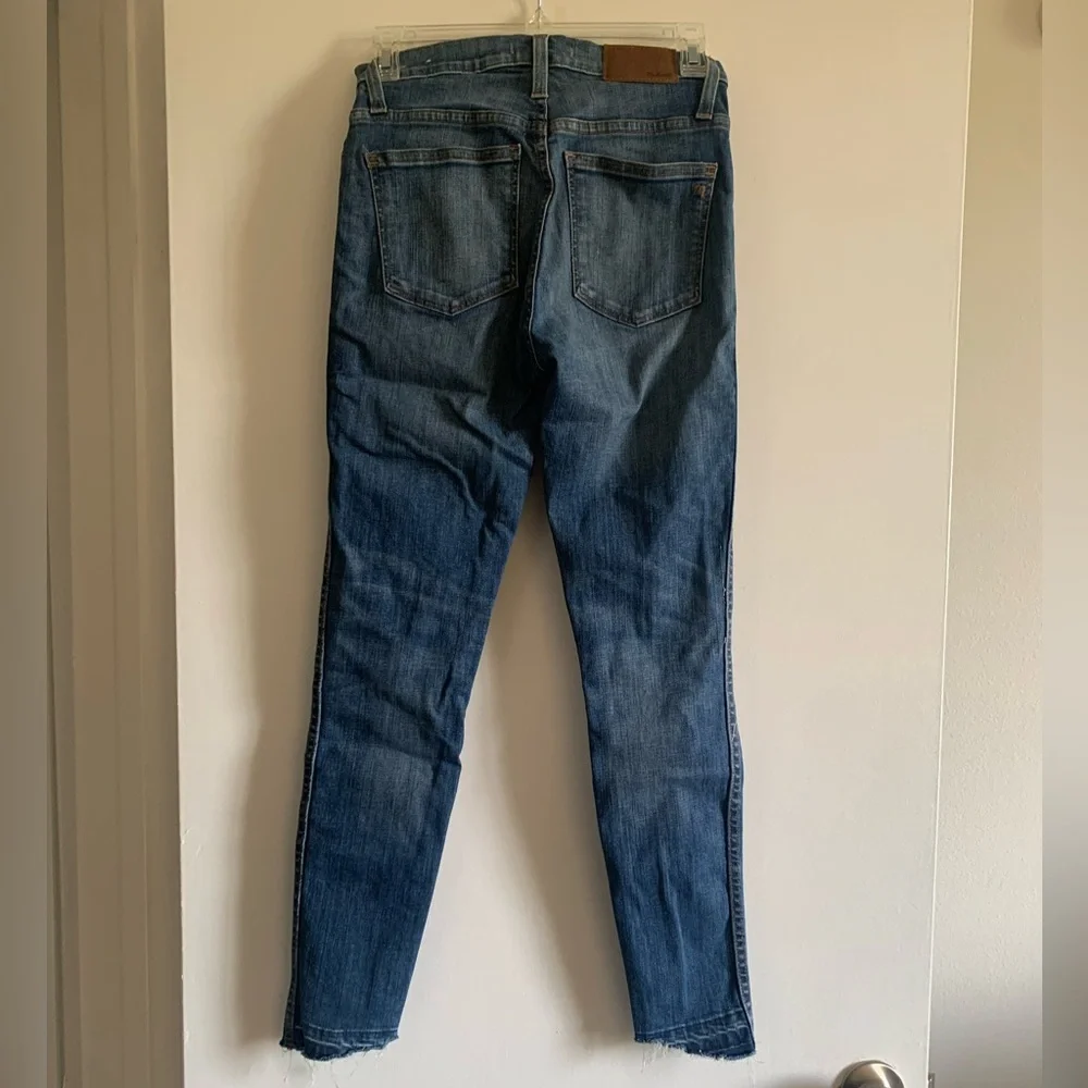 Madewell Blue Denim Distressed Knee/Hem Skinny Jeans Size 26 - Picture 2 of 10